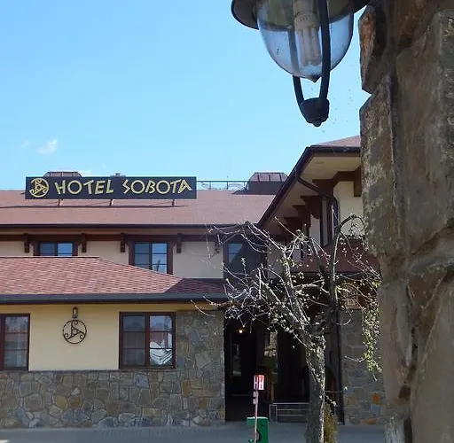 فندق Sobota بوبراد